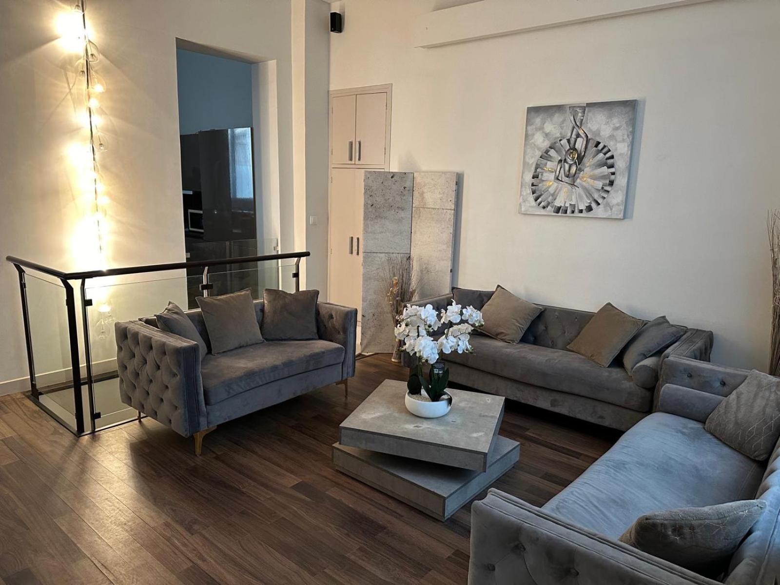Les Champs Elysees-125M2 Modern And Spacious Paris Exteriör bild