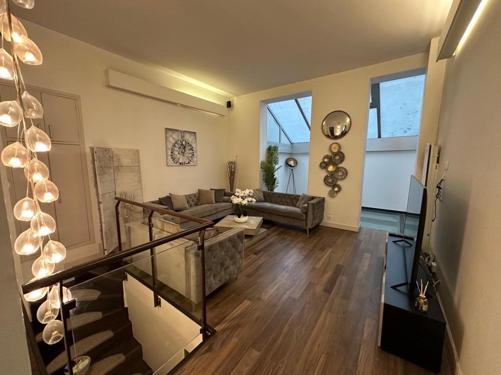 Les Champs Elysees-125M2 Modern And Spacious Paris Exteriör bild